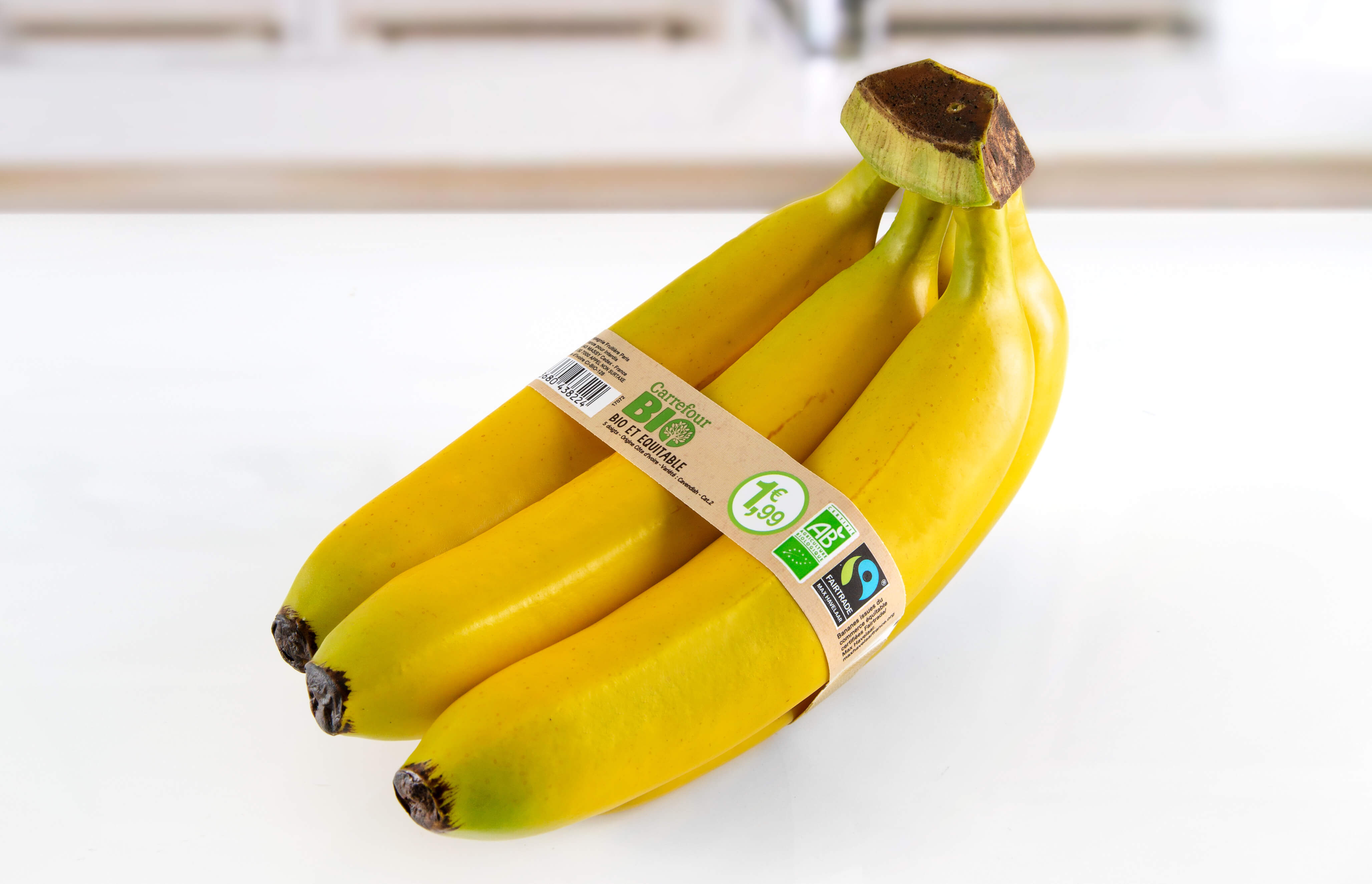 ElastiTag Band around Carrefour Bio banana bunch